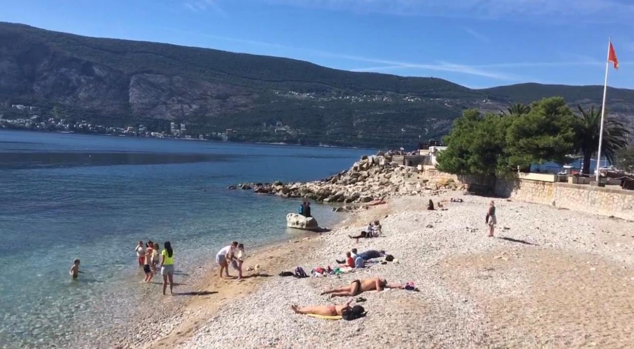 Apartment Simo Herceg Novi Exteriér fotografie